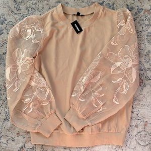 Express comfy blouse in light taupe